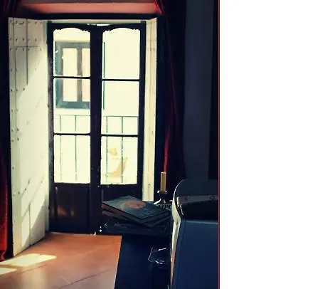 Nuea Giralda 2* إشبيلية