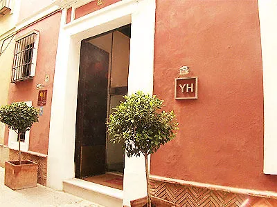 Nuea Giralda فندق إشبيلية