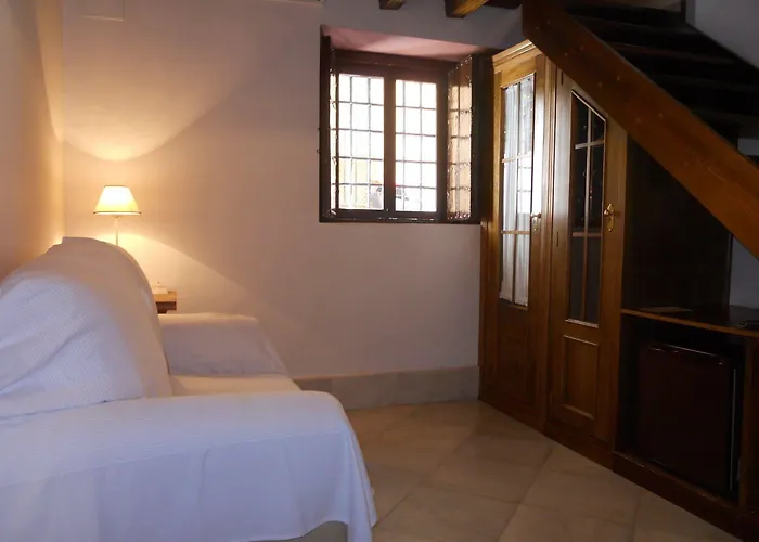 Nuea Giralda Hotel Sewilla