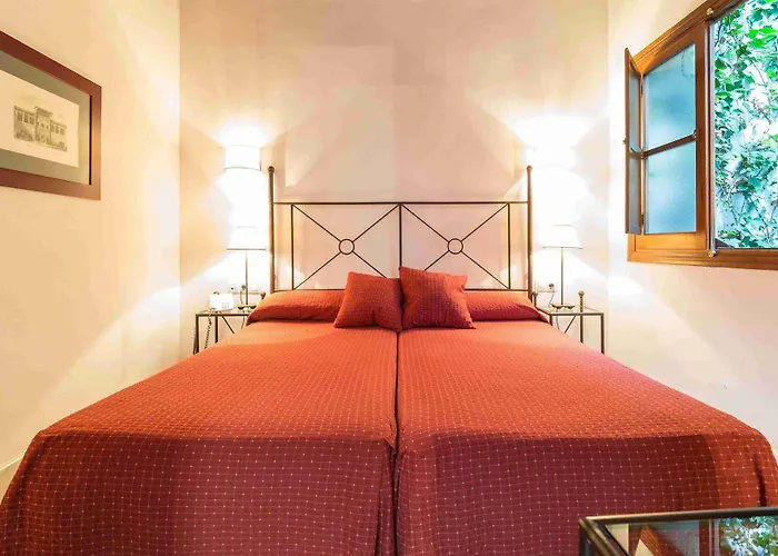 Nuea Giralda Sewilla